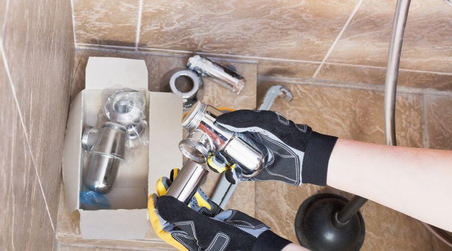 Professional gutter cleaning in Points, WV